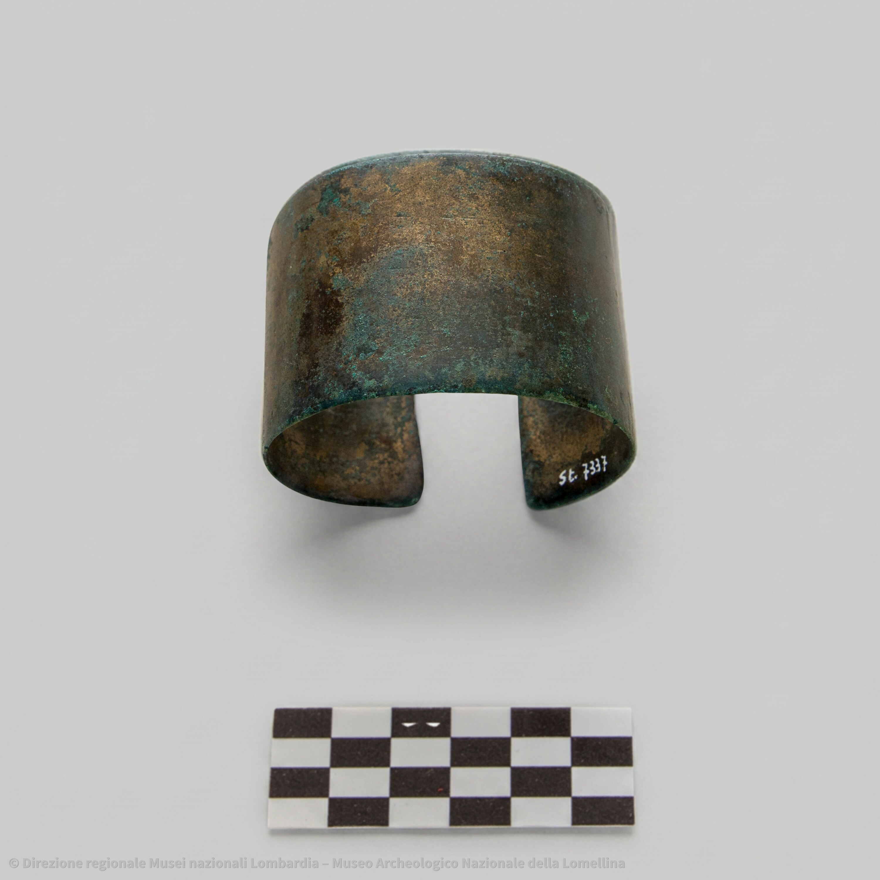 Armilla A n. inv. 7337A