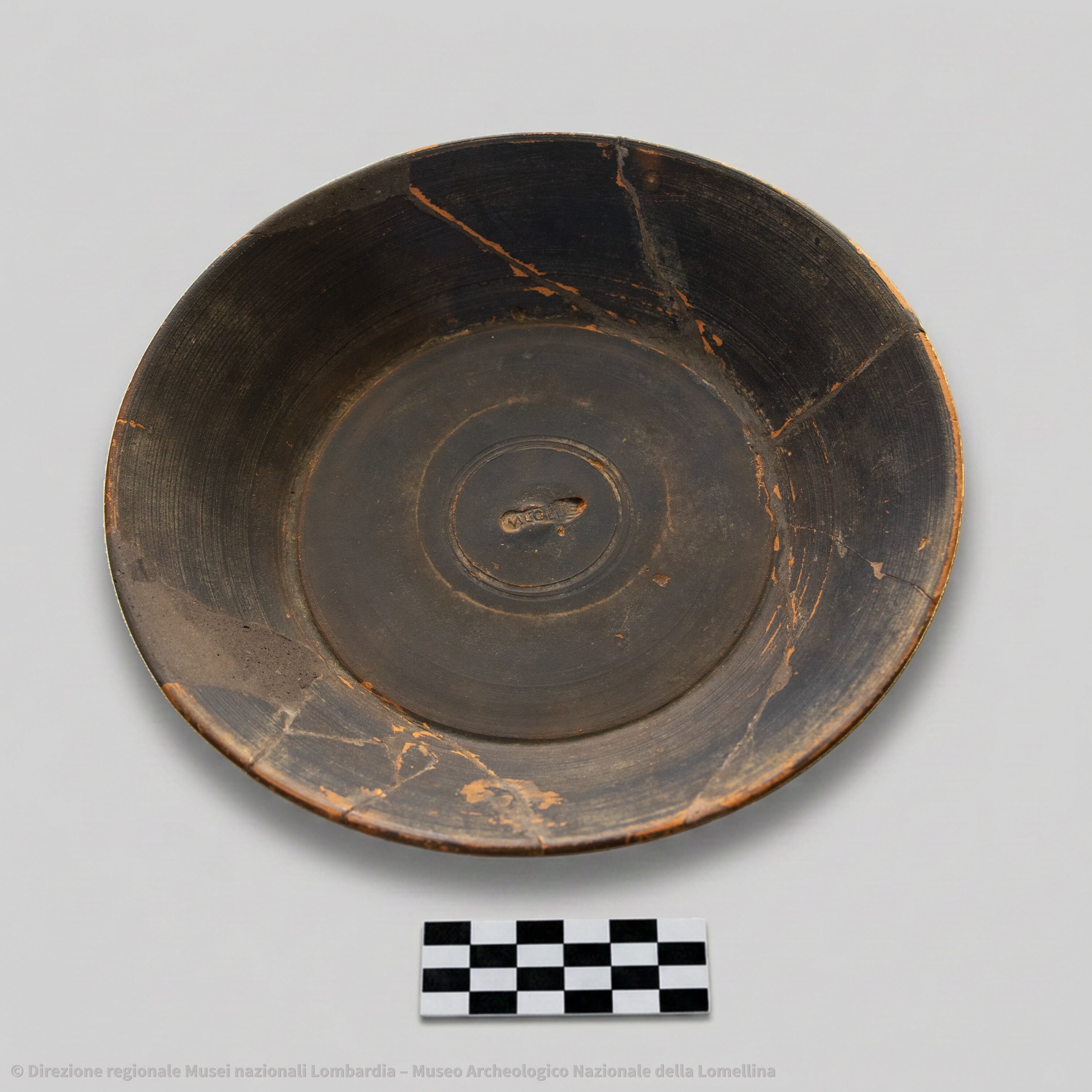 Patera n. inv. 15685, recto